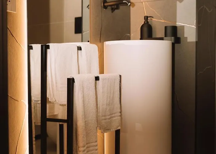 Oda ve Kahvaltı Comar 3*